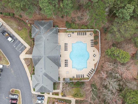 3rd image of 180 Emerson Ln #18432496