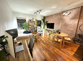 233 W 14th St APT 5R, New York, NY 10011