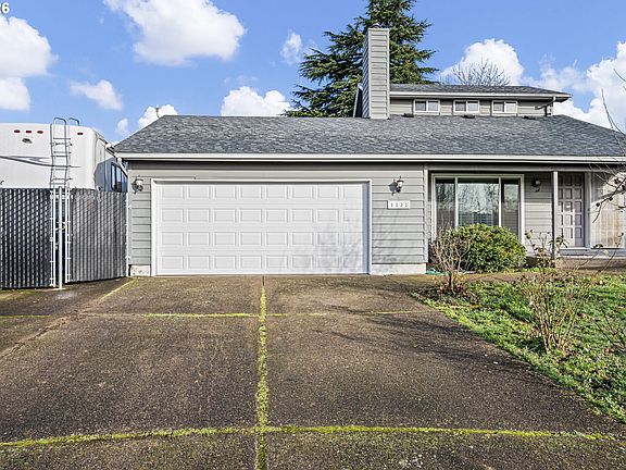 3rd image of 1132 T St