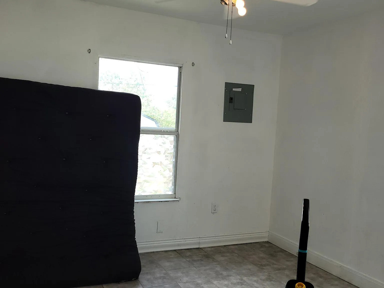 712 Linda Lou Dr — Photo 4
