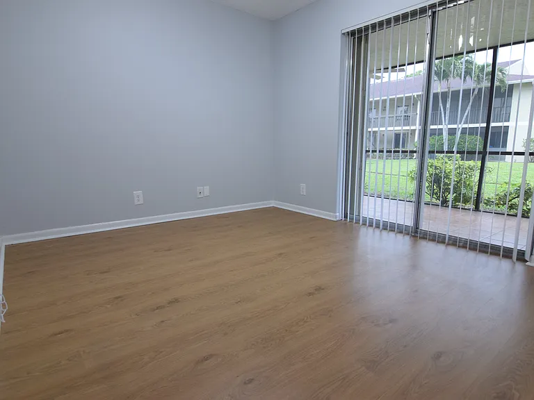 6504 Chasewood Dr #G — Photo 23