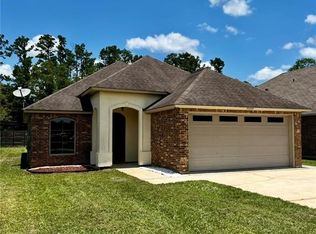 30283 Mouton Ln, Albany, LA 70711
