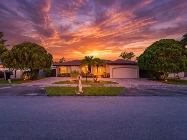 15336 SW 172nd Ter, Miami, FL 33187