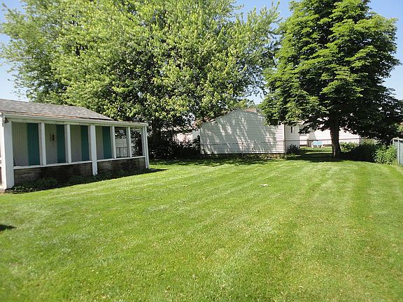 2nd image of 142 Crisfield Ave
