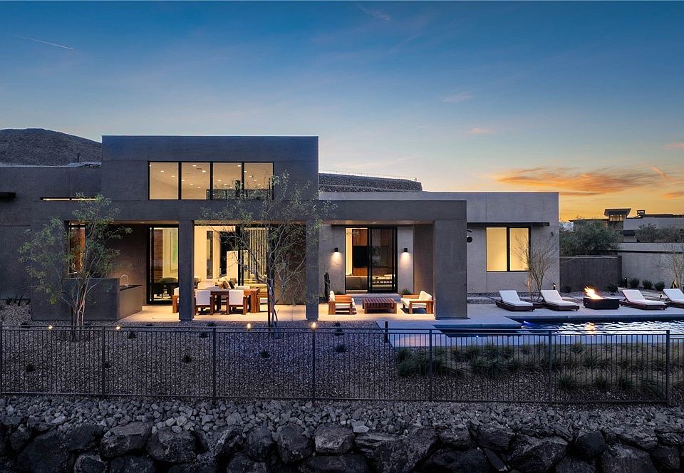 1st image of 10 Sanctuary Peak Ct
