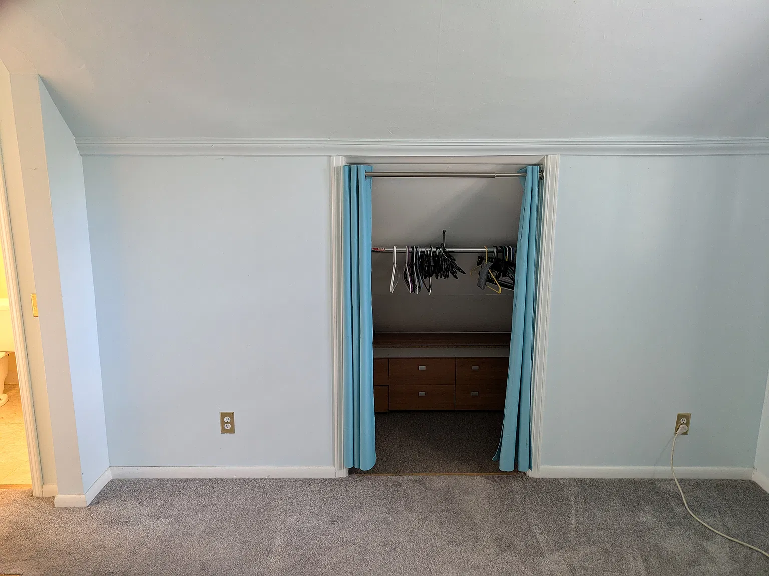Studio, 300 sqft, $950 — Photo 4