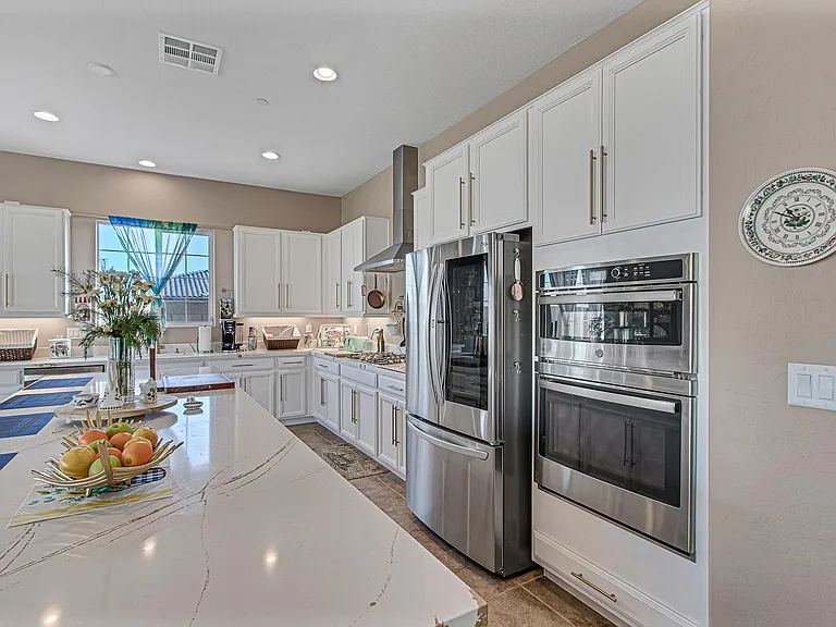 10930 Krista Leigh Ave — Photo 27