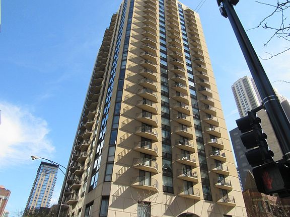 3rd image of 70 W Huron St APT 1901