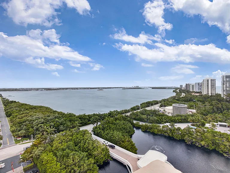 4200 N Ocean Dr #1706 — Photo 2
