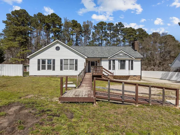 5437 Grasshopper Rd, Raleigh, NC 27610