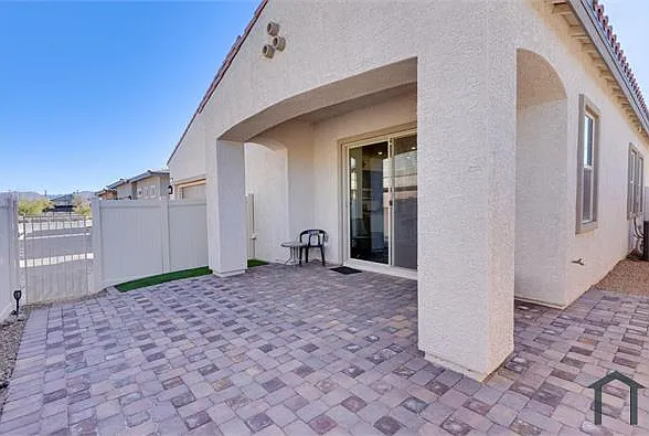 209 Coltrane Canyon Ave — Photo 2