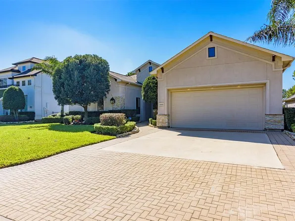 4415 Champions Ct, League City, TX 77573