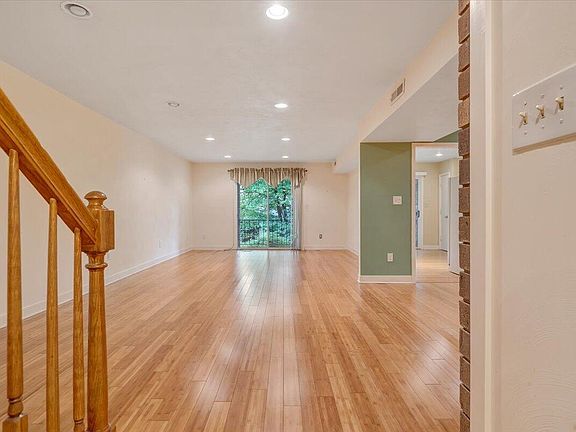 4th image of 3406 Kim Ct APT B7