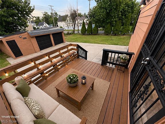 5th image of 3285 W 123rd St