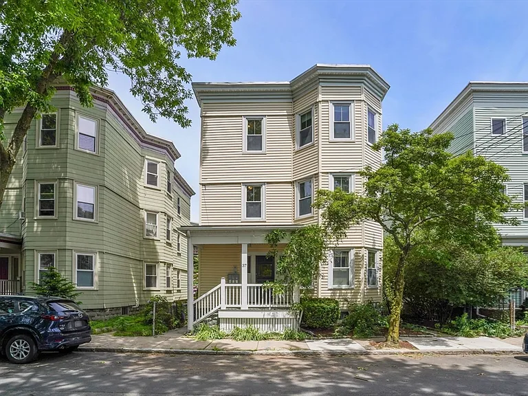 37 Dimick St #3 — Photo 11