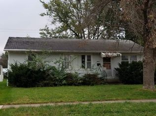 1203 S 6th St, Fairfield, IA 52556
