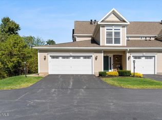 414 Lois Ln, Schenectady, NY 12304