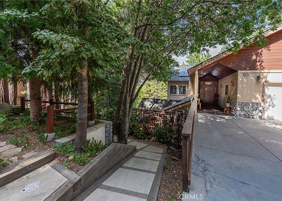 1st image of 26659 Thunderbird Dr