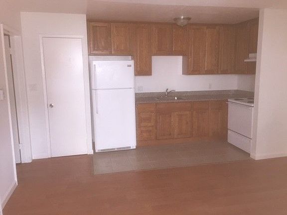 4th image of 875 Fulton St APT 1