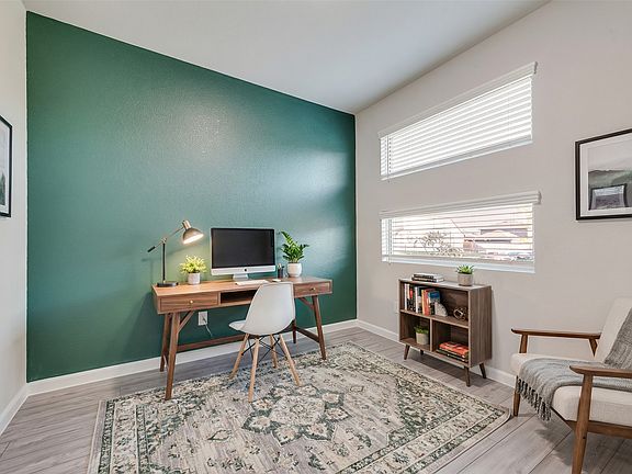 3rd image of 3404 Flatiron Dr