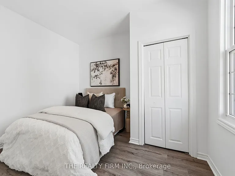 5 Henry St — Photo 16