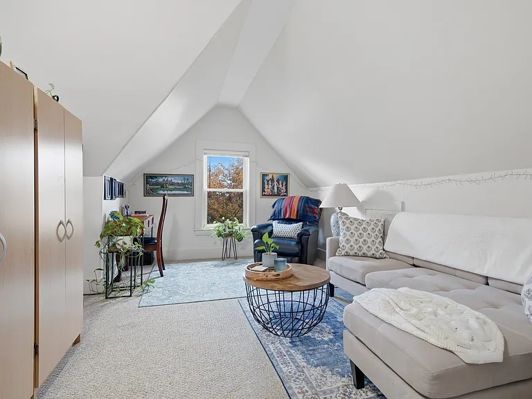 35 Washington Ave #3 — Photo 3