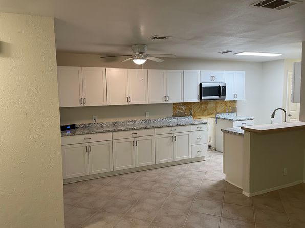 8709 Piney Point Dr Unit B