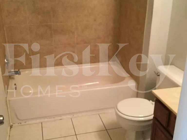 14114 Falling Elm Ln — Photo 11