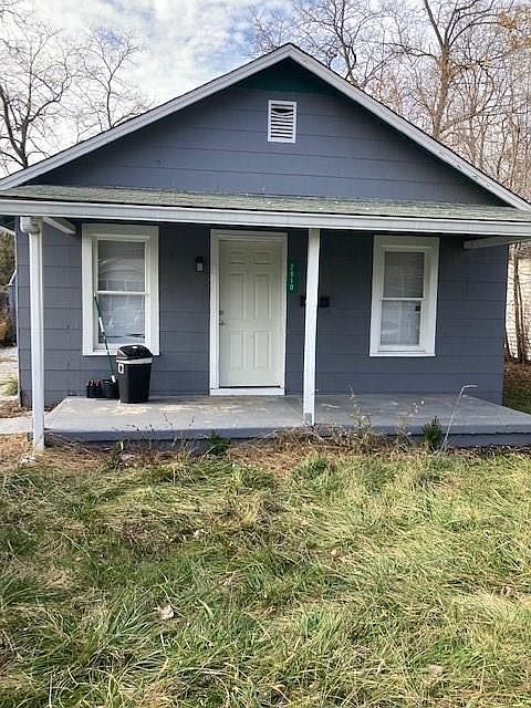 1st image of 2910 N Gladstone Ave