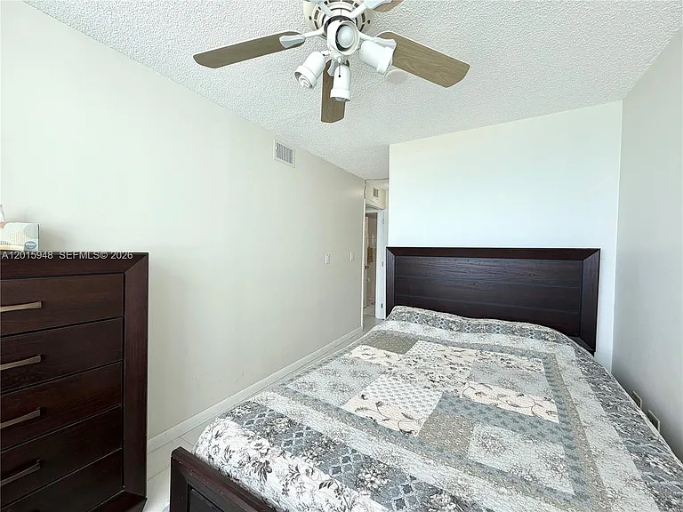 7135 Collins Ave #1214 — Photo 29