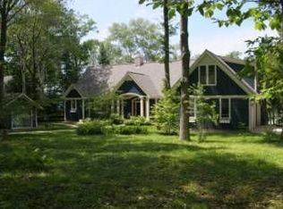 8692 S Dunns Farm Rd, Maple City, MI 49664