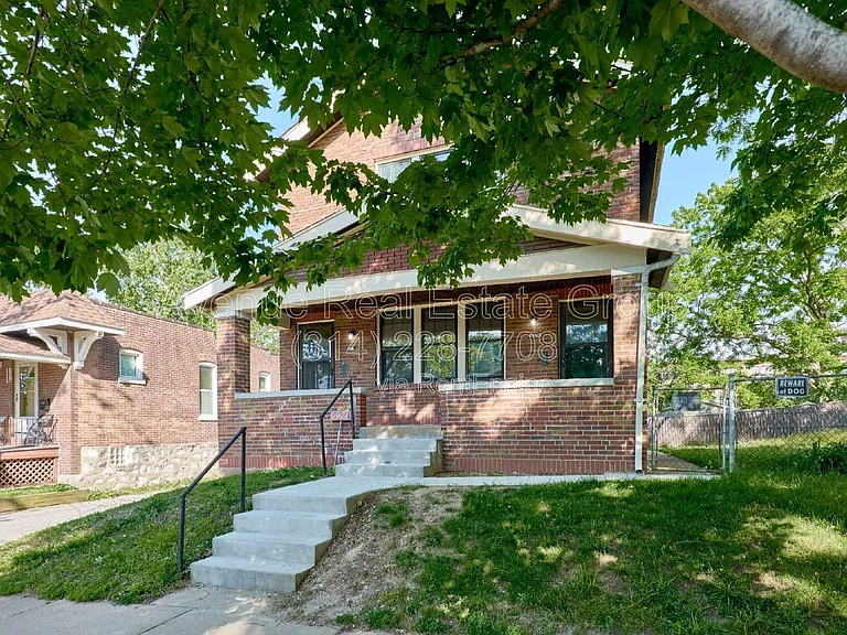 5021 Ray Ave #1F — Photo 4