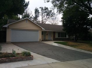 484 Spruce St, Riverside, CA 92507