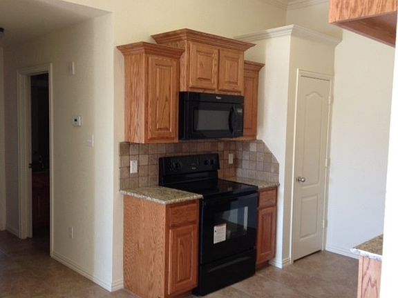 4th image of 8215 Saddle Brook Dr