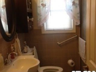 4th image of 1262 Nelson Ave
