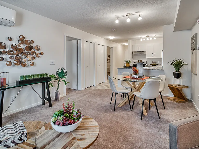 73 Skyview Point Cres NE — Photo 46