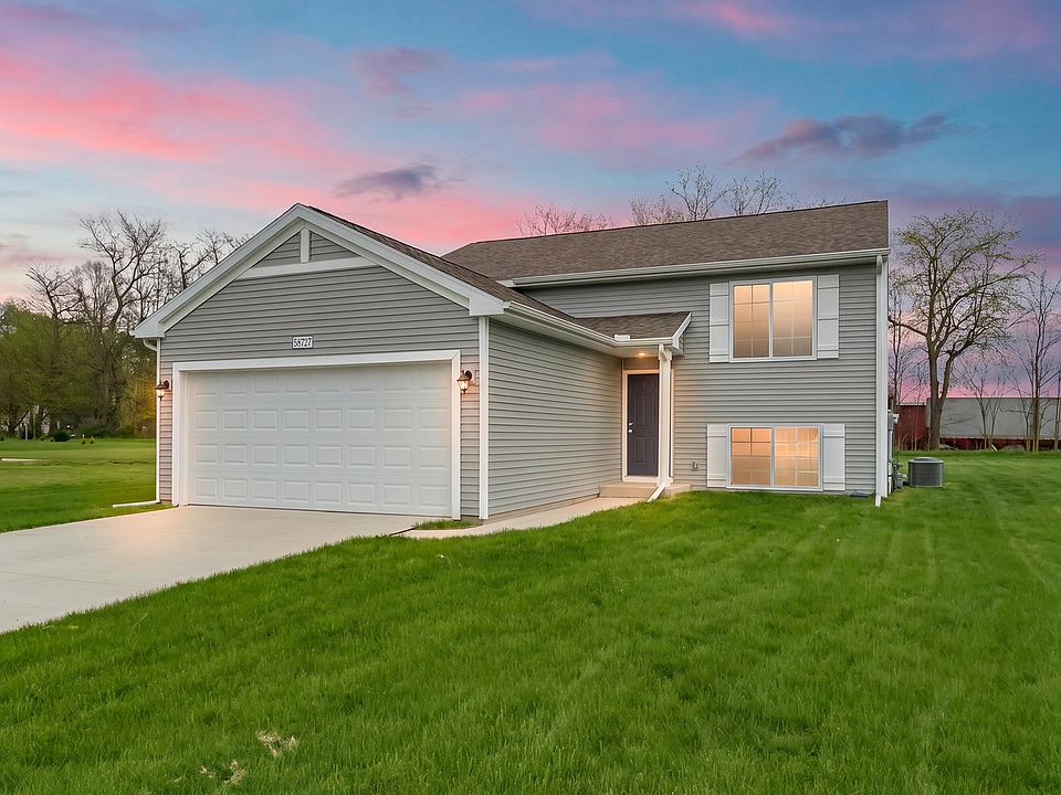 1st image of 58727 Pond View Ln