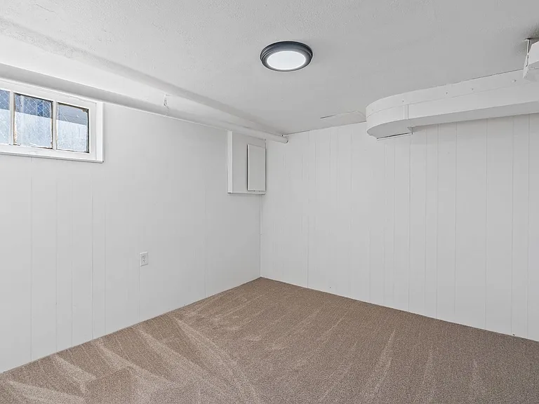 5504 N Post St — Photo 15