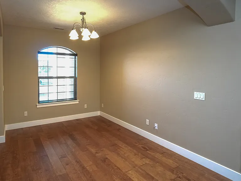 8848 W Ben St — Photo 5