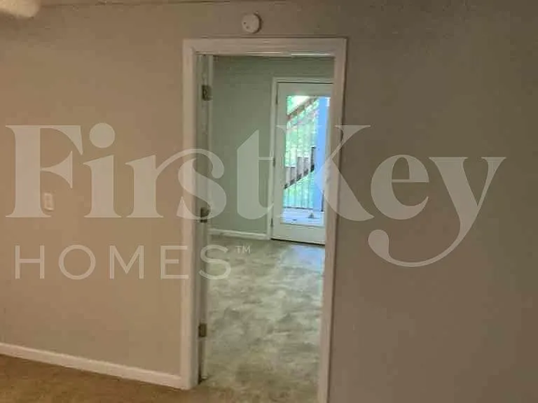 6550 Remington Dr — Photo 19