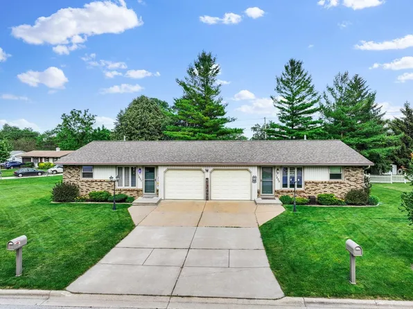 1807 Careful Ct, Green Bay, WI 54304