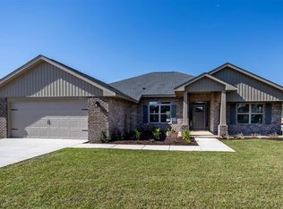 6311 Pineapple Dr, Milton, FL 32570