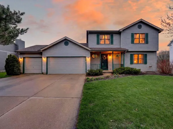 434 S Burr Oak Ave, Oregon, WI 53575