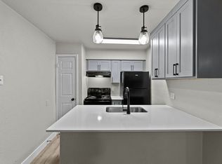 Winding Way Apartments, Dallas, TX 75240