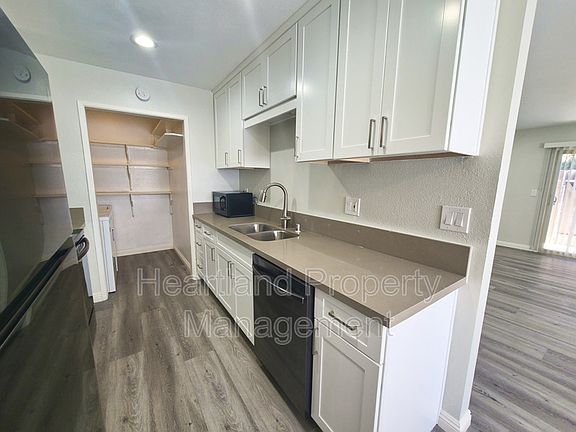 4th image of 7841 Camino Noguera