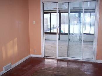 4th image of 715 Glendale Ave