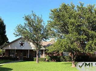 1104 Aspen Rd, Gainesville, TX 76240