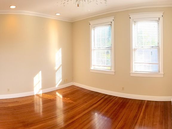 3rd image of 5 Arbor St #1