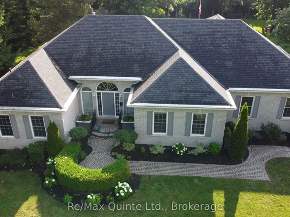 35 Penny Ln, Belleville, ON K8N 4Z4