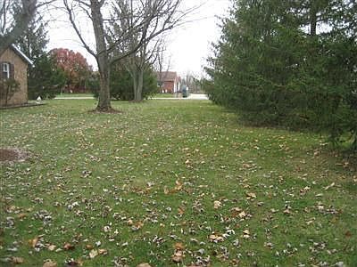 3rd image of 5888 Wood Ave